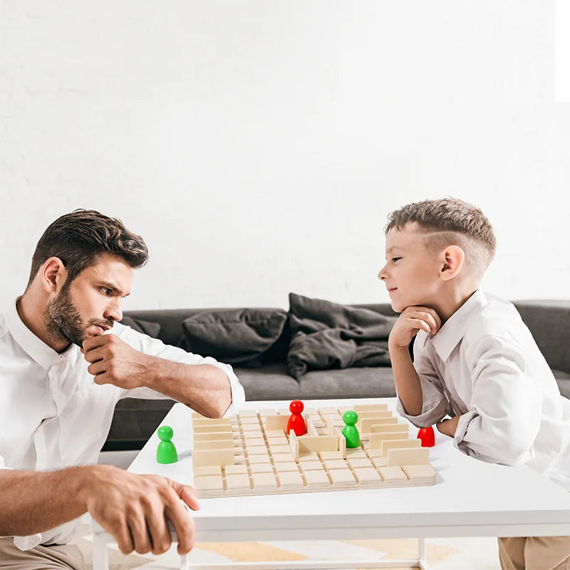 Maze Strategy Game – 2 Player Brain Challenge Puzzle Game